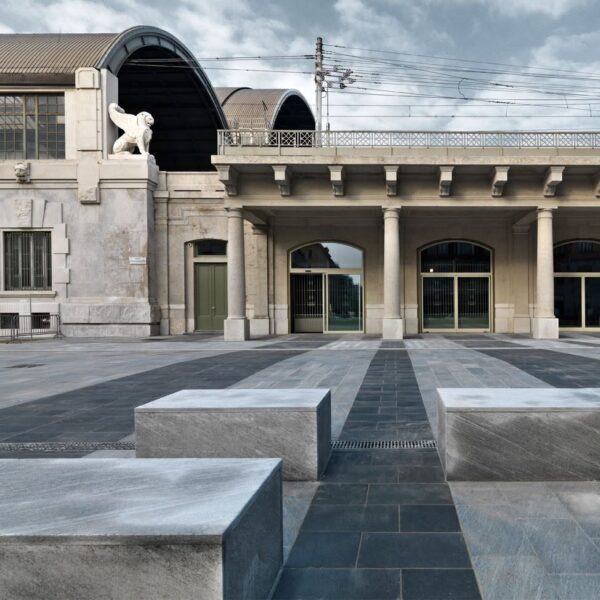 LUOGO DI STORIA E DI RIFLESSIONE: IL MEMORIALE DELLA SHOAH ALLA STAZIONE CENTRALE